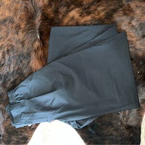 Women’s Aloyoga black  trouser pants size medium